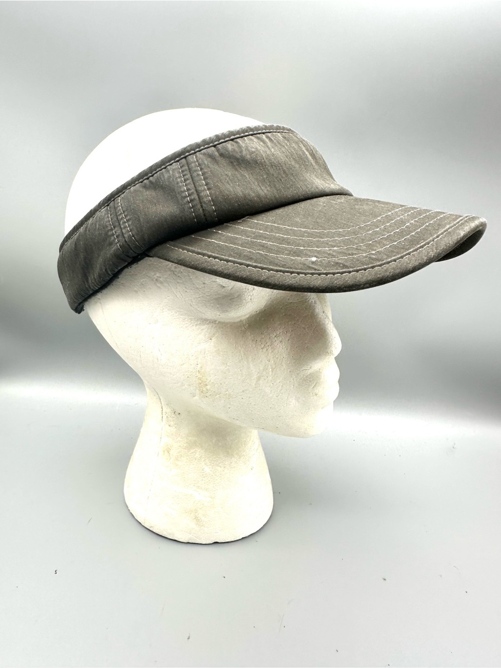 Kuhl Uberkuhl Visor Hat Charcoal Gray Adjustable Outdoor Hiking Sun Shield Logo